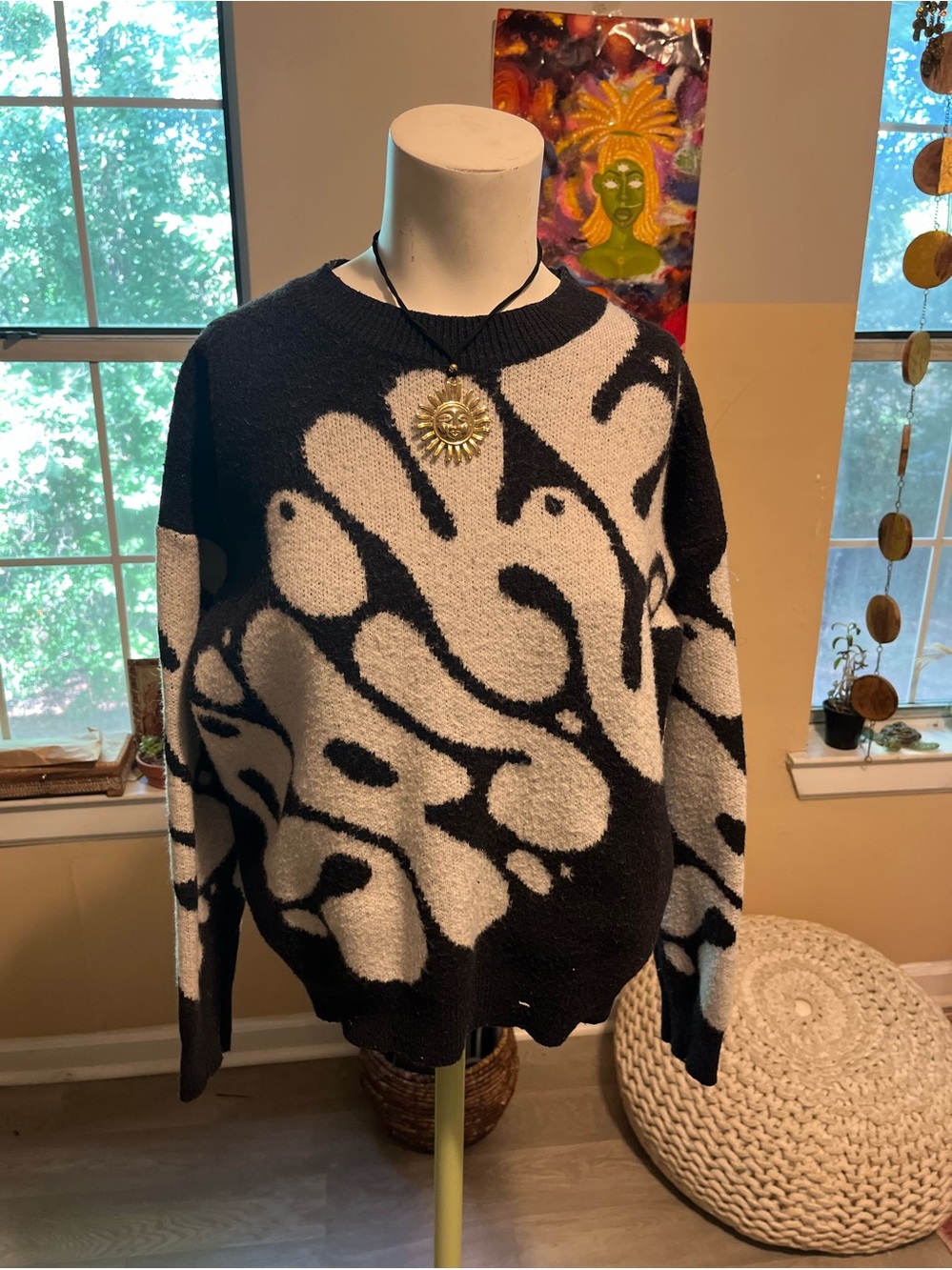ROMWE Black and Cream Abstract Crewneck Sweater